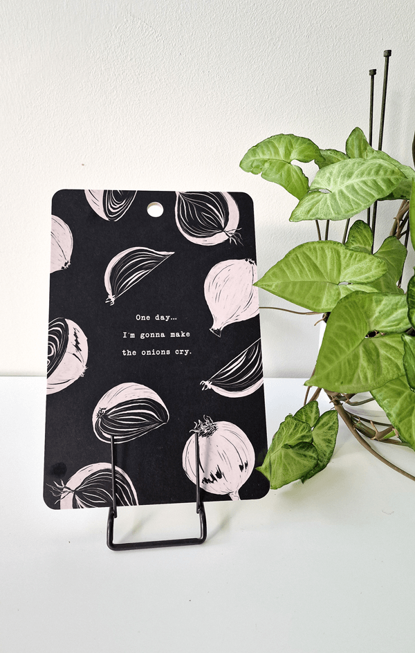 ONIONS CRY | leikkuulauta - Image 2